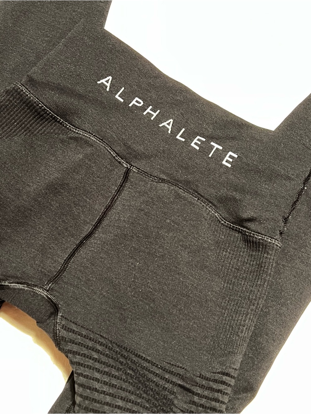 Alphalete Women’s Black Seamless Leggings with White Logo Small Adult
